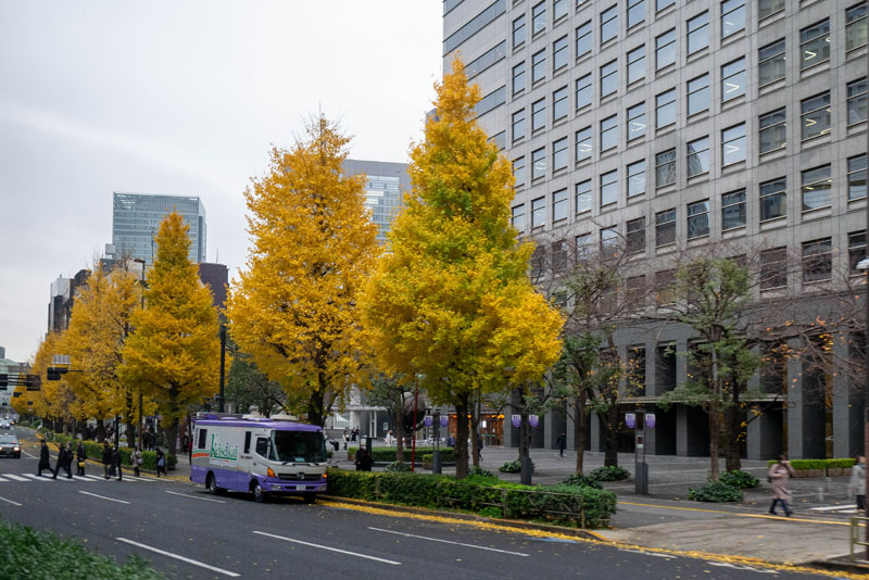 日本夜間巴士初體驗:搭 ORION BUS 三排座位,從岡山一路睡到新宿 9 %E6%89%8B%E5%B8%B306 1190644 1