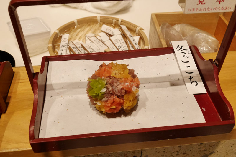 東京和菓子店家探訪:鶴屋吉信 TOKYO MISE(東京店),少見的板前上生菓子與京都老舖手藝|將於2026年8月23日閉店 8 1220355