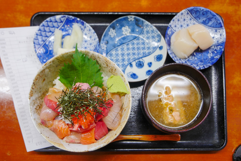 大阪木津市場魚市食堂,排隊才知道在排海鮮丼人氣第一名店 12 202508 1410714