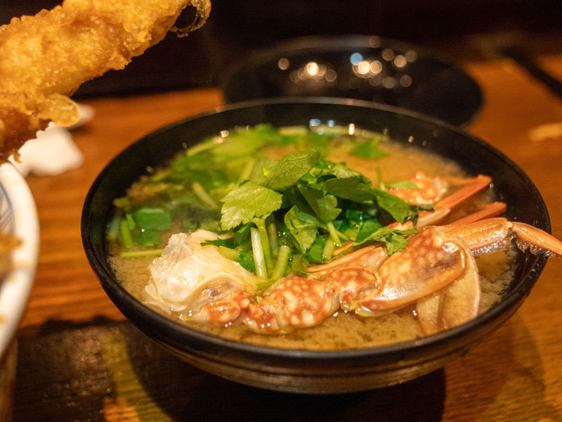 日本橋金子半之助本店,從星巴克撲空到限定天丼,豪邁炸物鋪滿整碗的江戶前滋味 11 24KKO 1240044