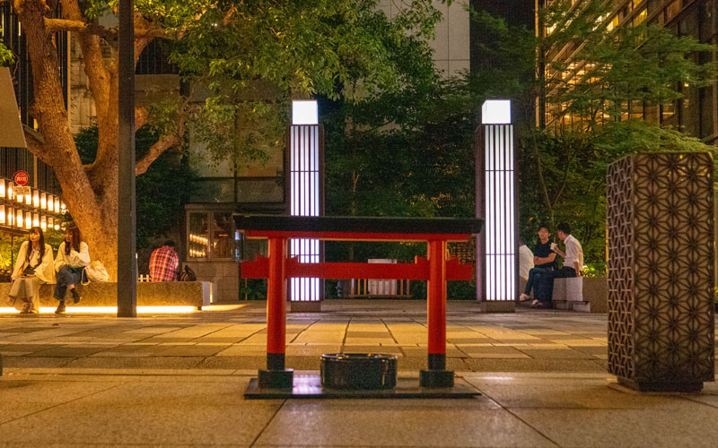 夜訪東京日本橋福德神社:高樓之間意外遇見芽吹稻荷,祈求金運與新的開始 9 24KKO 1240096