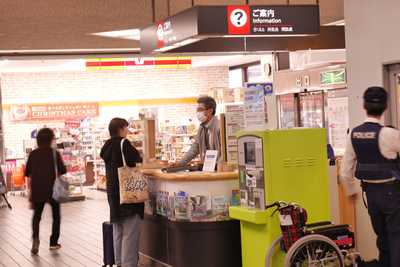 日本岡山桃太郎空港出入境心得:機場巴士、免稅店與伴手禮採買整理 7 P1160463