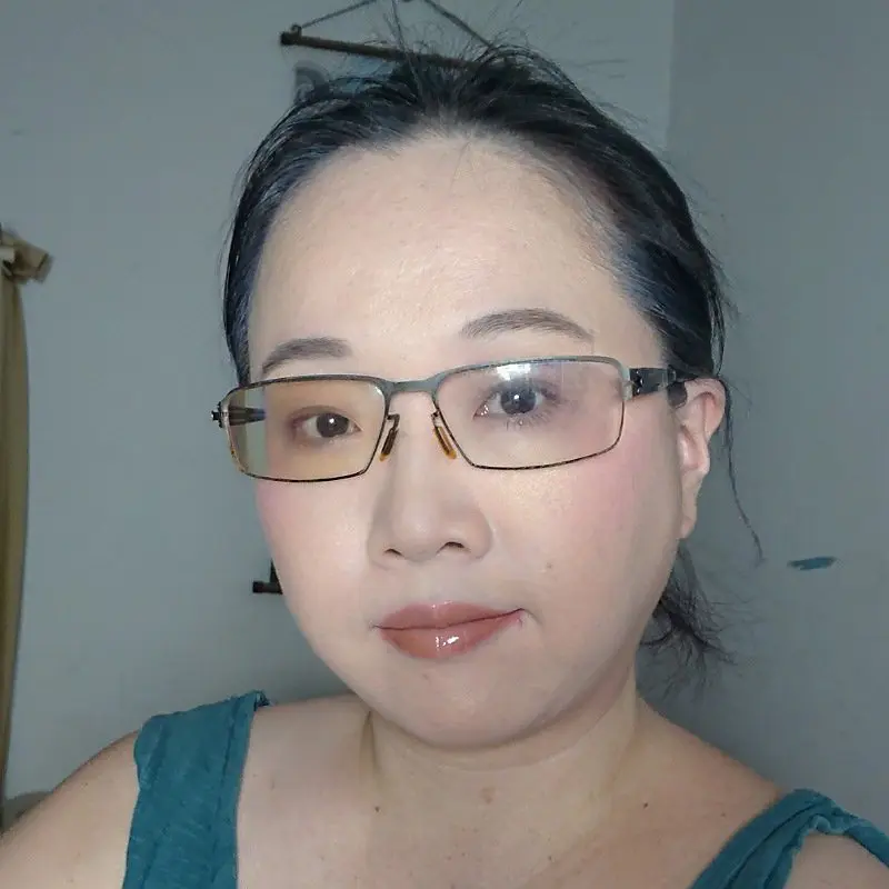重新抓回遮瑕的熟悉度,熱了一天的妝效還行;洗刷具洗到跪下,一排晾起來的刷具也很壯觀;該好好面對粉刺了,思麗安乳膏好刺,但找不到凡士林;居住政策一定要改革,不然有補助我也不敢申請,畢竟我也不想打壞跟房東的關係 4 wp 16905562864512992832146101341591